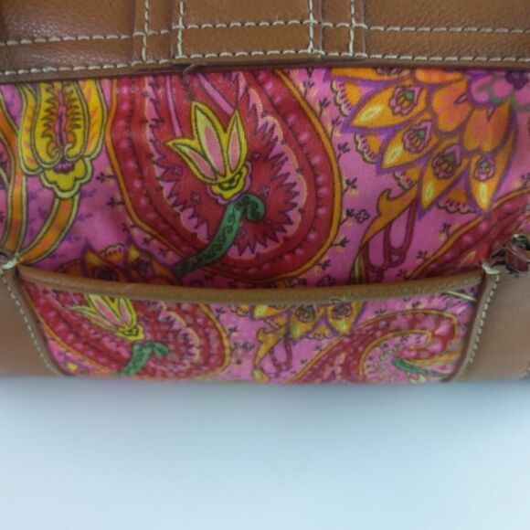 (3/$20) Liz Claiborne fuchsia paisley fabric and faux leather purse - Picture 7 of 16